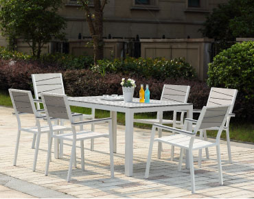 Table de jardin en polywood UMA